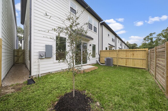 Photo - 24A Bucan St
