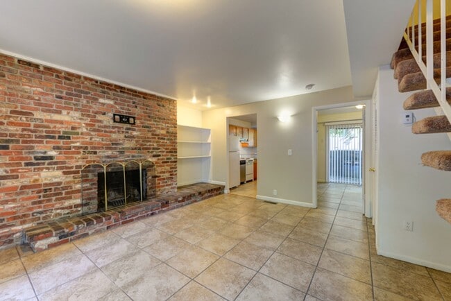 Photo - 1000 11th St Unidad B