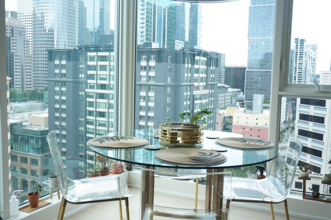 Living room daylight city view - 631 Folsom St Unit 16A