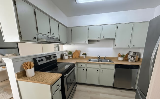 Photo - 1845 Kendall St Unidad 204