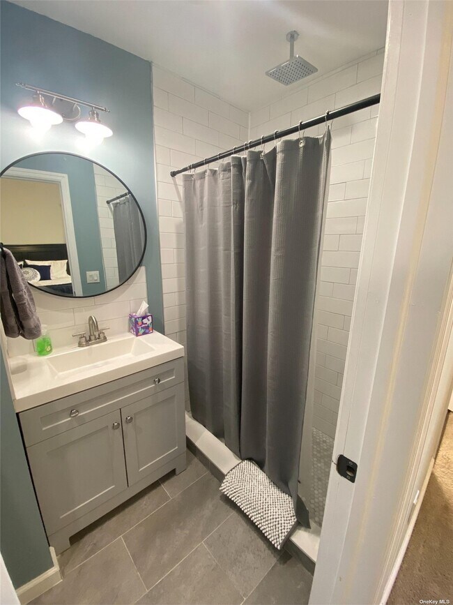 Photo - 157 B Long Beach Blvd