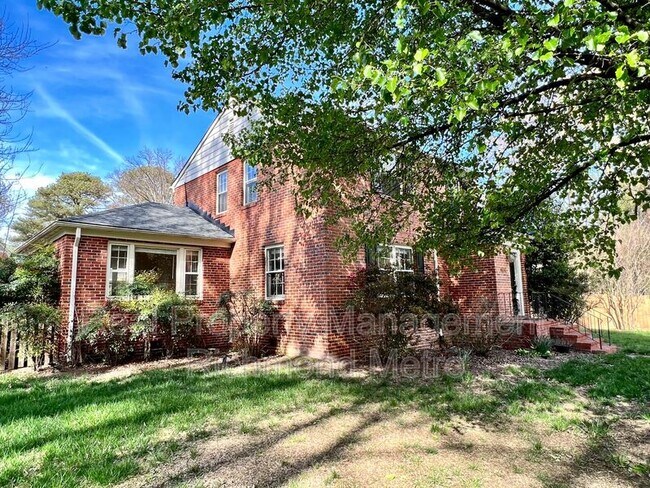 Photo - 6202 Dustin Dr