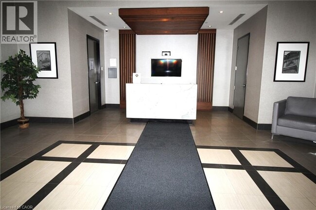 Photo - 150 Main St W Unit 611