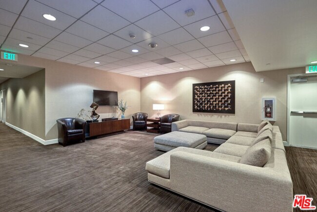 3223 W 6th St Unit 604