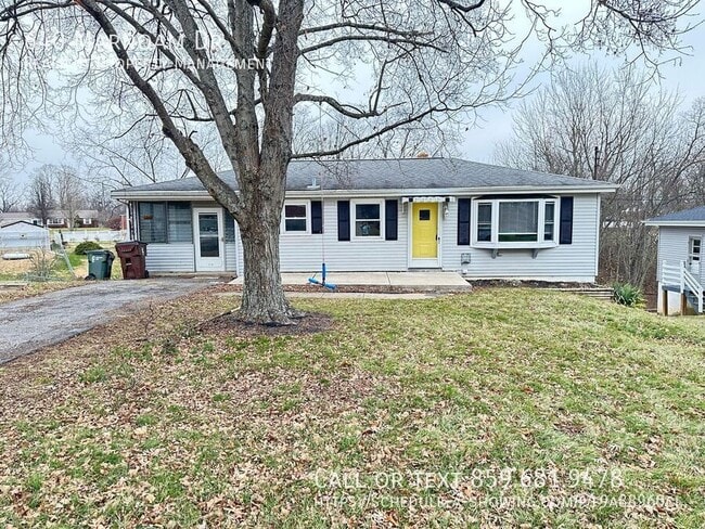 Building Photo - 640 Marnoam Dr