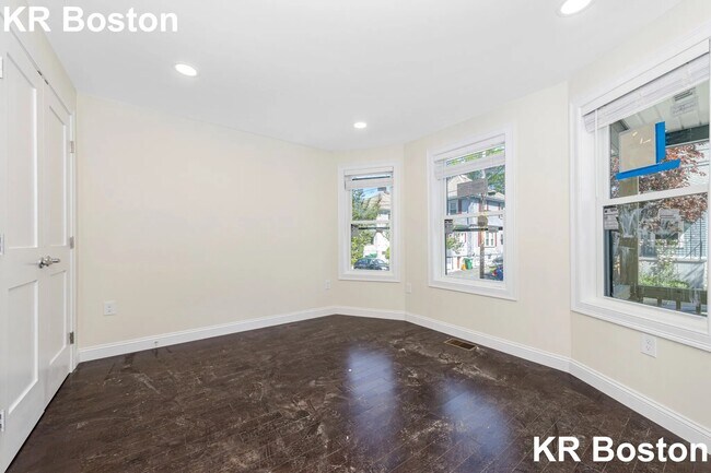 Photo - 72 Stanley Ave Unidad 1