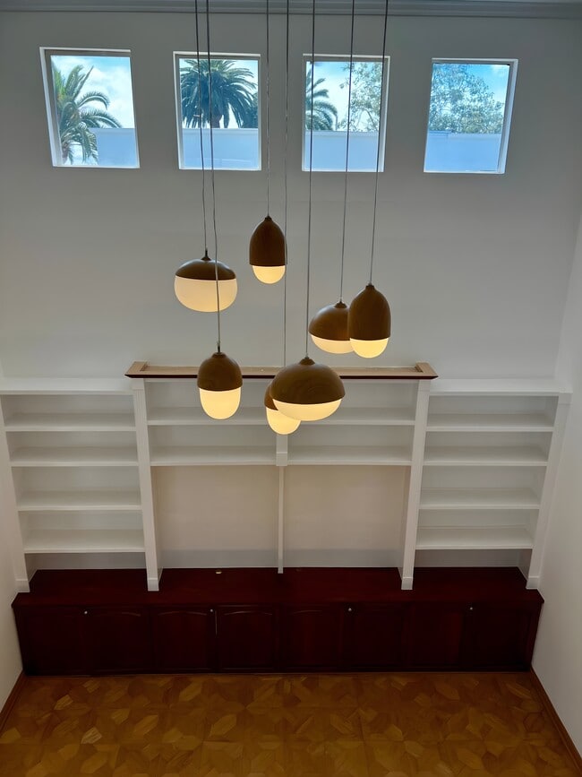 Photo - 7505 Hampton Ave Unit 16