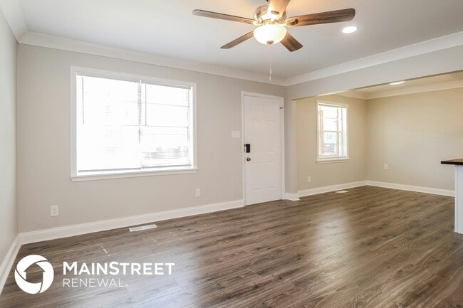 121 Nabors Ave