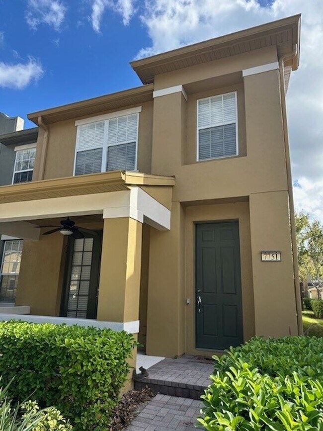 Building Photo - 3 Bedrooms, 2.5 Bathrooms home in Windermere