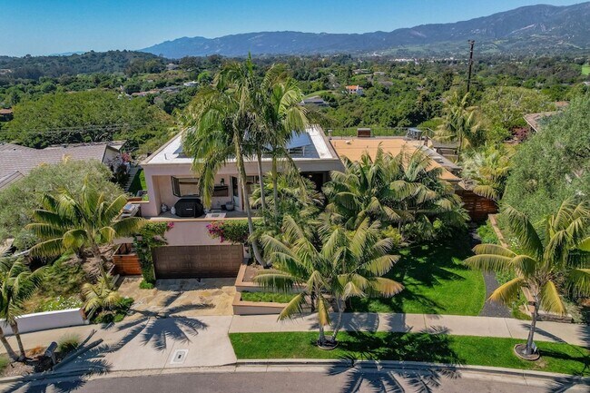 1358 Crestline Dr