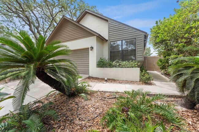 Photo - Stunning 3 BR/2 BA/2 Garage Single Family Home in highly sought-after Sweetwater Oaks!