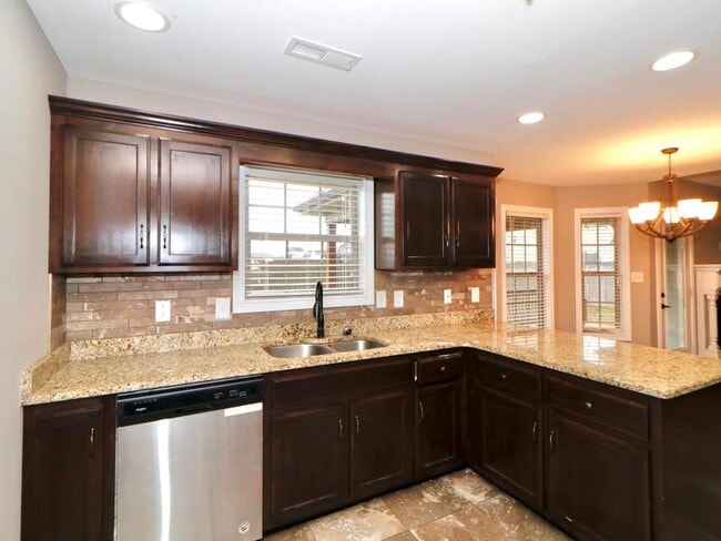 Photo - 1678 Horseshoe Cave Dr