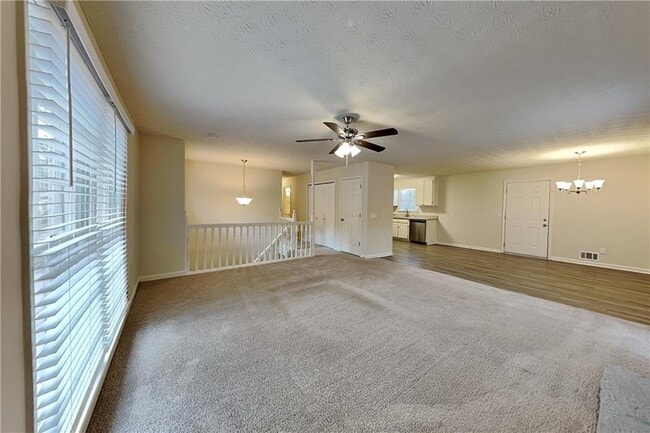 Photo - 2342 Westland Way