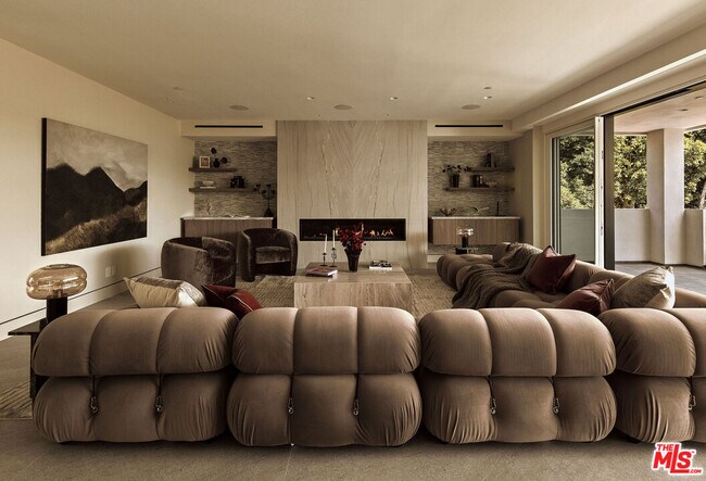 16838 Oak View Dr