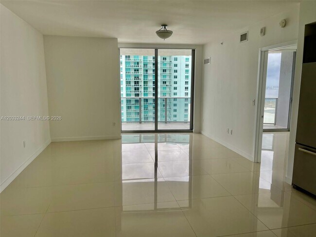Photo - 488 NE 18th St Unit 4403