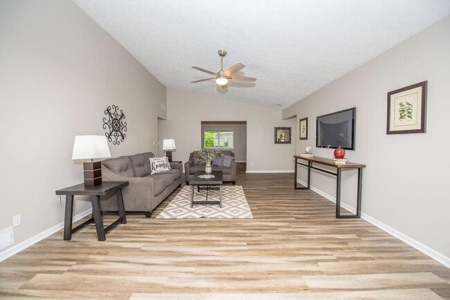 180 Crabtree Dr