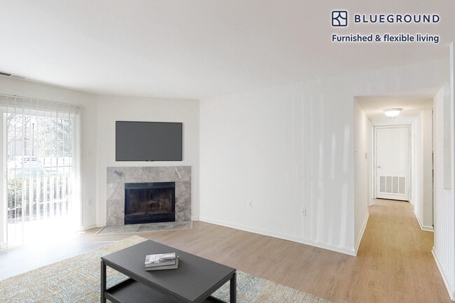 Photo - 5441 Columbia Rd Unidad FL2-ID8408A