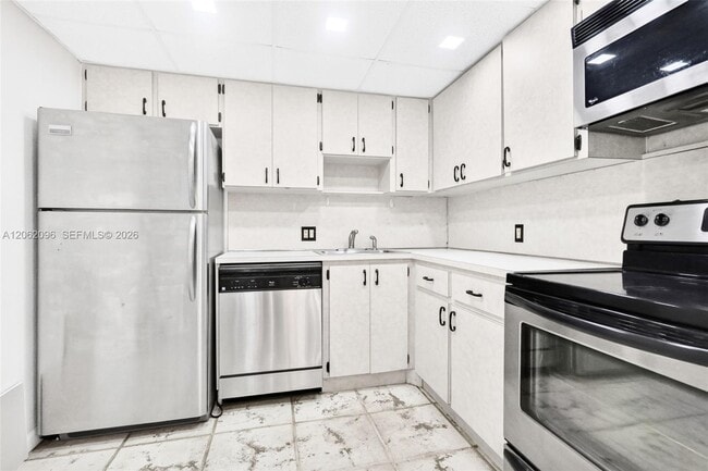 Photo - 20335 W Country Club Dr Unidad 107