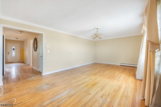 Photo - 261 10th St Unit 1