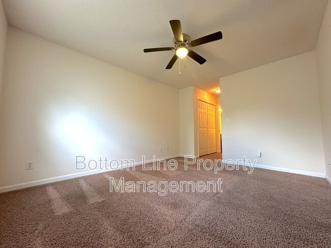 Photo - 3040 Caldwell Ridge Pkwy