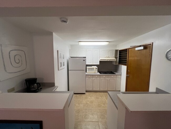 3303 Alani Dr