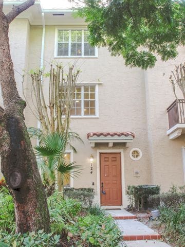 Photo - 124 Jesup Ln