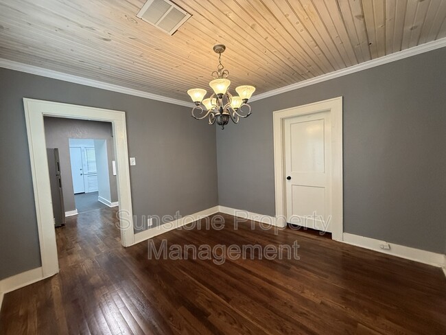 Photo - 223 S Evanston Ave