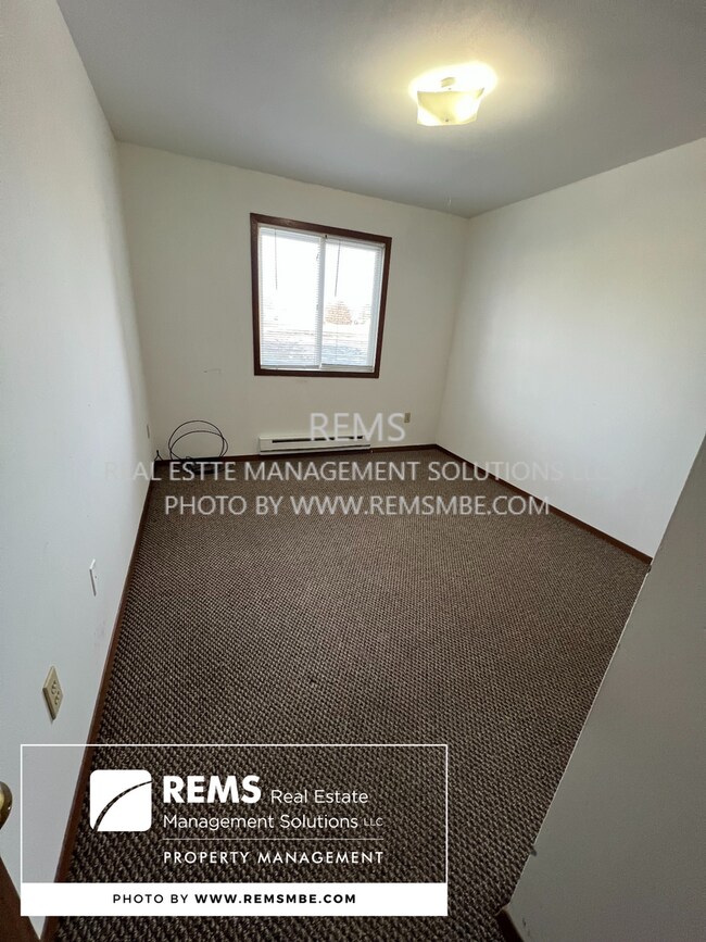 564 E Slifer St Unit 14