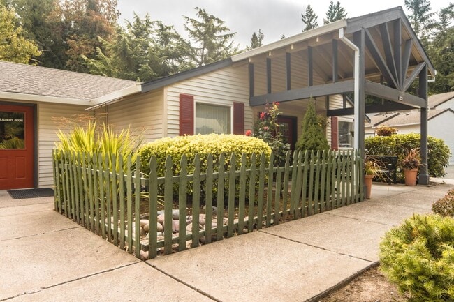 Photo - Large Two Bedroom Two Bath with Creek View! $1000 Off! Comes with Washer & Dryer! Unit 307