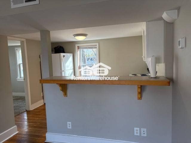 Photo - 305 1st Ave S