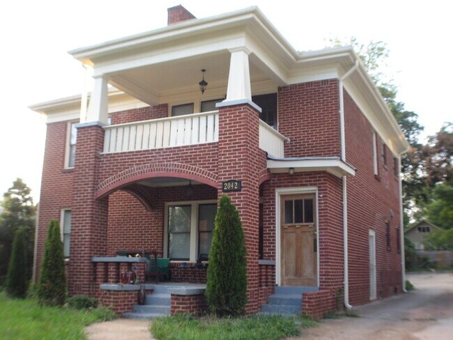 Photo - 2042 Hosea L Williams Dr NE