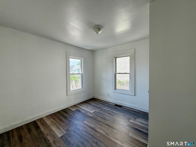 Photo - 265 Bunnell St Unit 1