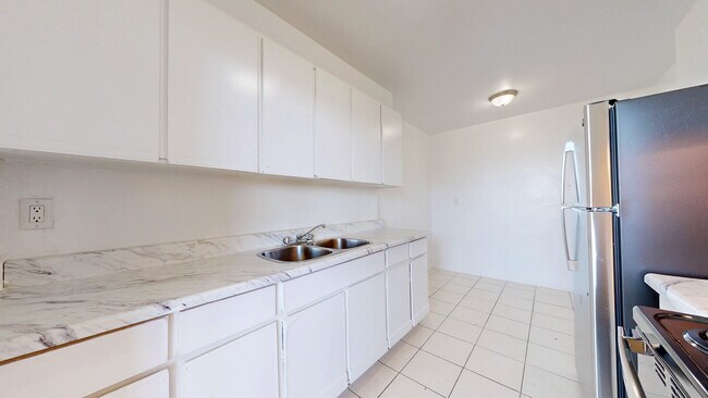 Photo - 100 York Gate Blvd