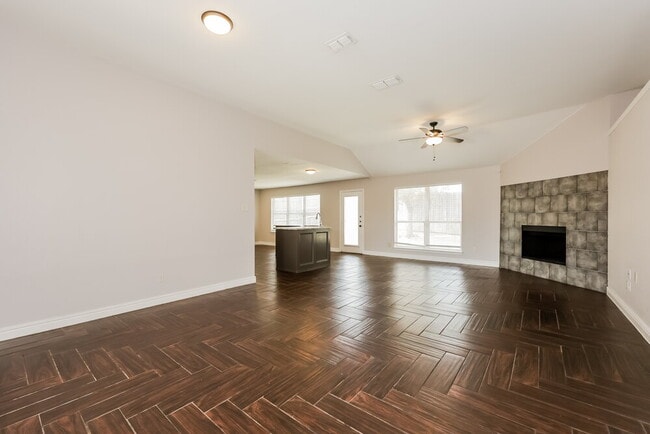 Photo - 613 Fawn Meadow Trail