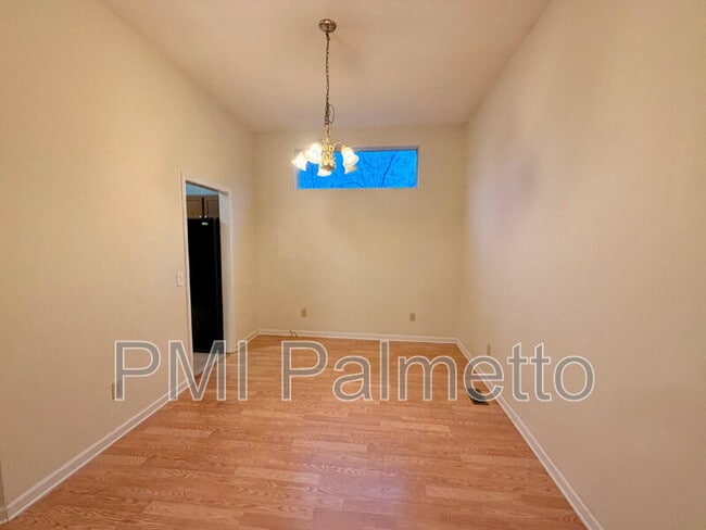 Photo - 274 Ambling Cir