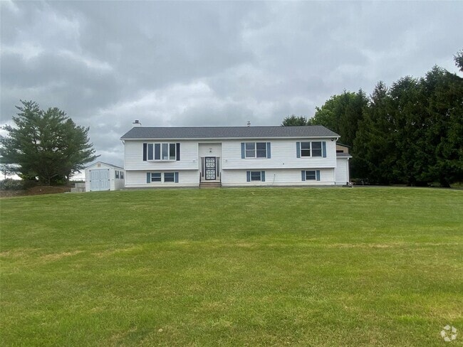 Building Photo - 286 Cricket Hill Rd Rental