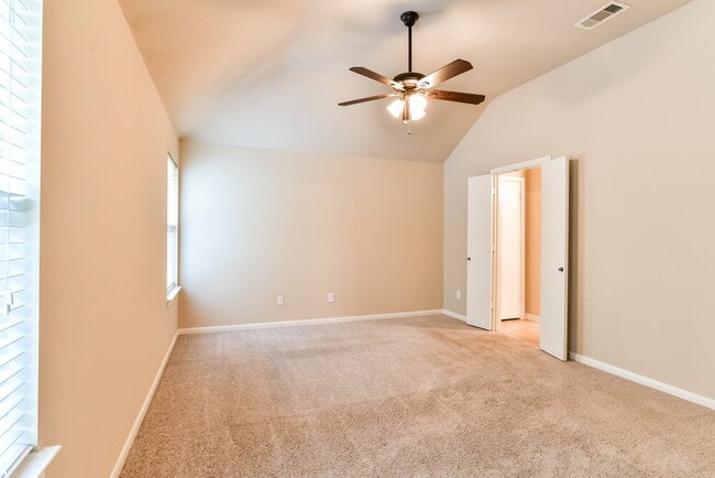 13407 Forest Pines Village Ln
