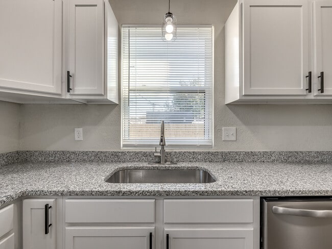 Photo - 146 N Donald Ave