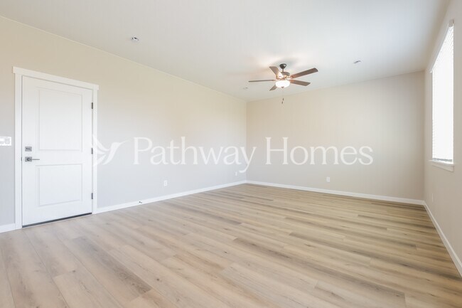 Photo - 9491 Yampa St