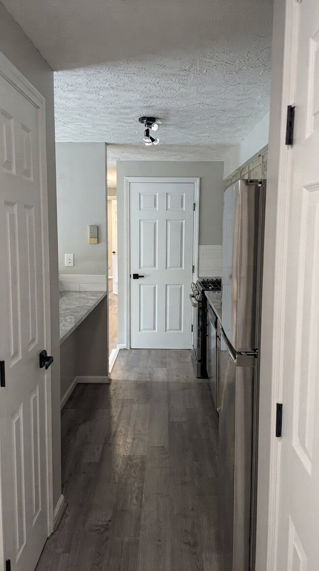 Photo - 171 Kenwood Dr