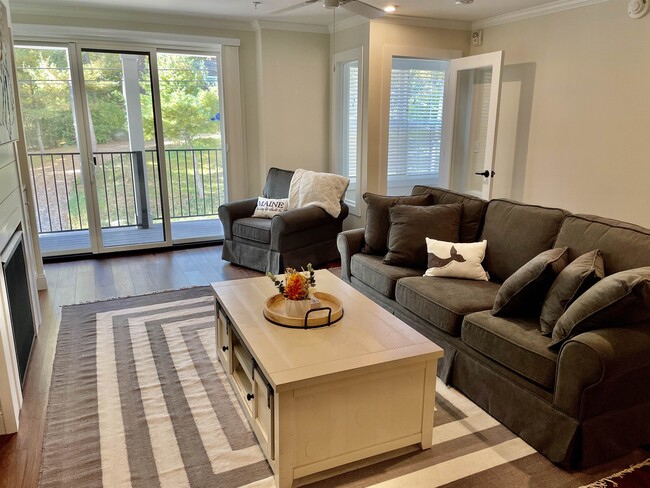 298 York St Unit #10