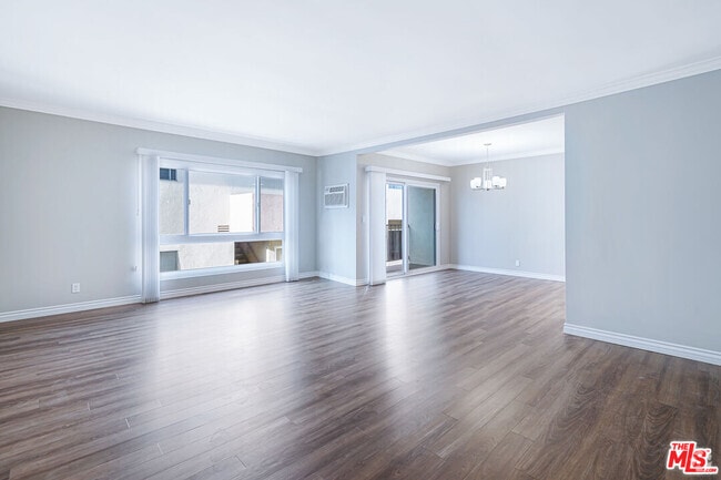 Building Photo - 1253 Berkeley St Unit 5 Rental