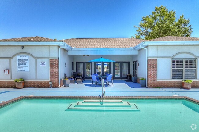 Shimmering Pool - Parham Pointe Rental