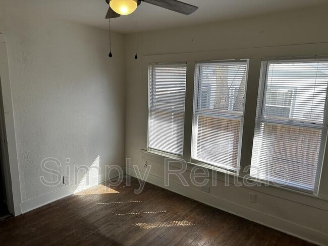 Photo - 1406 Sycamore St