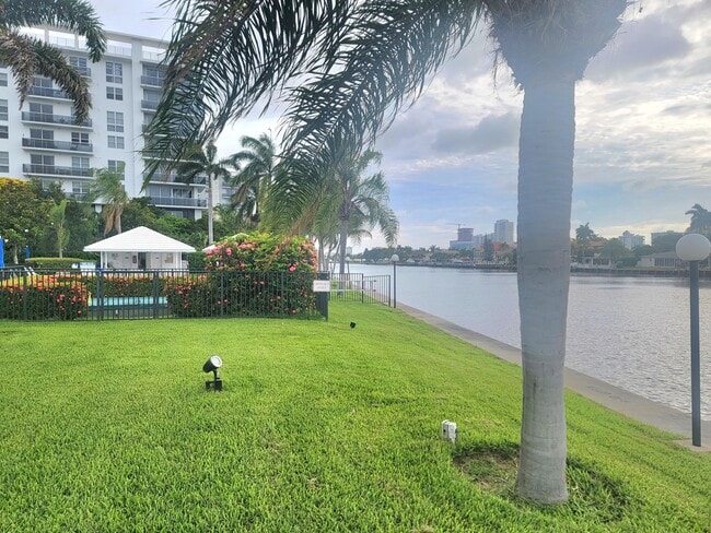 Photo - 6213 Bay Club Dr Unidad 4