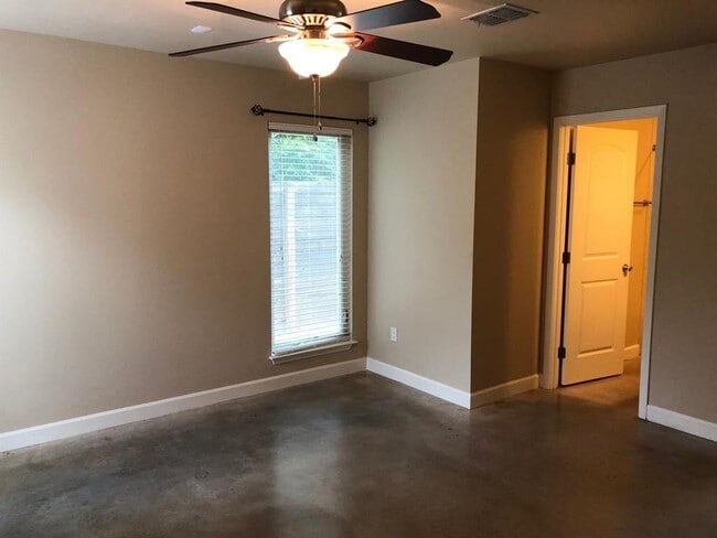 Photo - 4511 Depew Ave