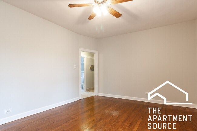 Photo - 7460 N Ashland Blvd Unit 7460 North Ashland