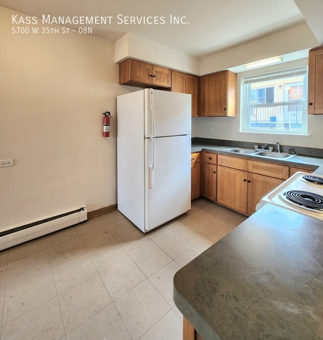 Photo - 5700 W 35th St Unit 08N