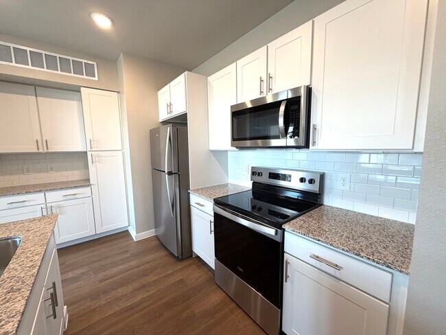 Photo - 1700 Daleside Ln Unit 061105