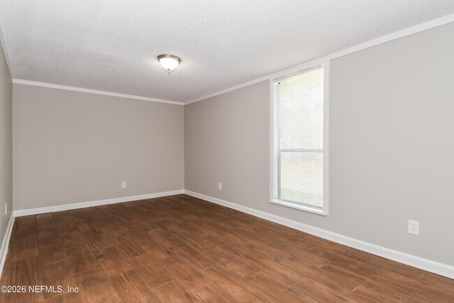 Photo - 11665 Summer Tree Rd N